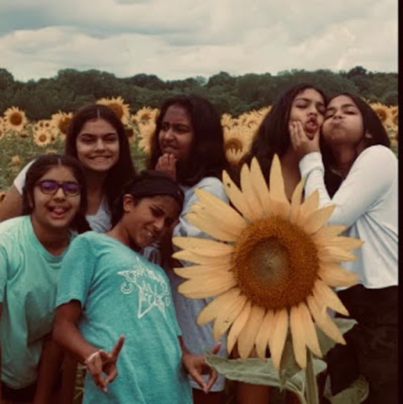 Meet your Posher, Ann - Picture 1 of 1